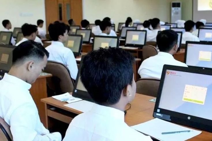 Pendaftar Seleksi CPNS Tembus 1,3 Juta Orang Instansi Diserbu