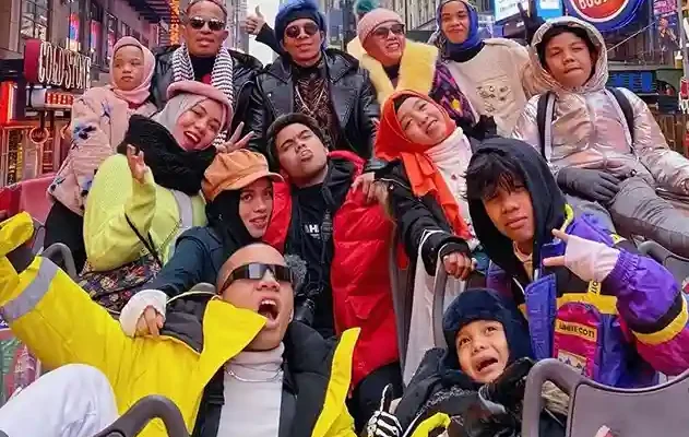 Bisnis Keluarga Halilintar